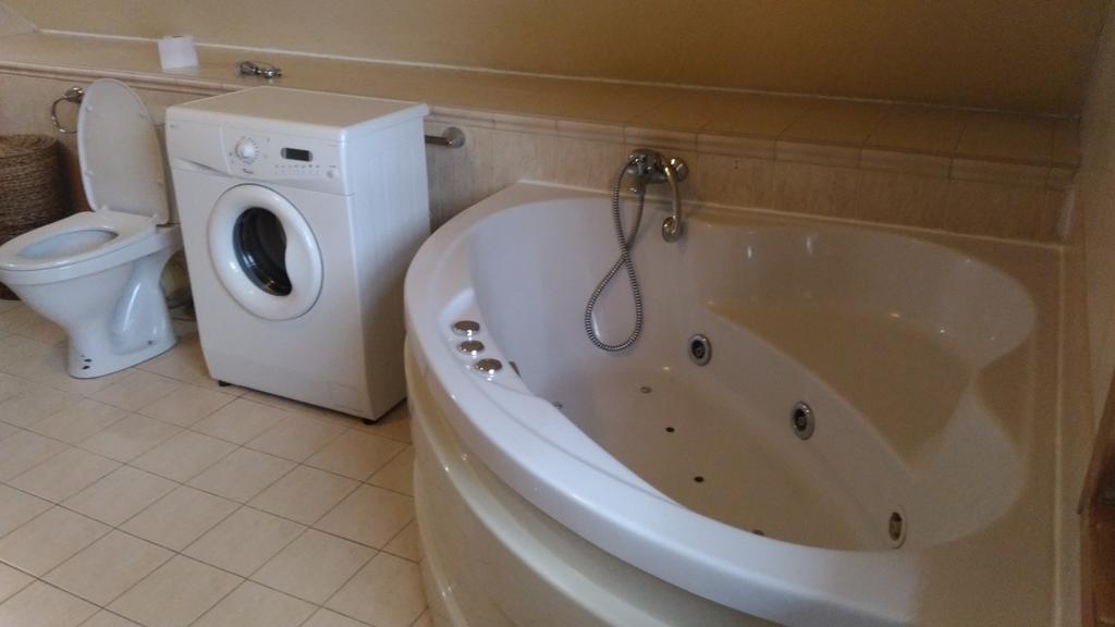 Hotel Carpatia Pozsony Kültér fotó
